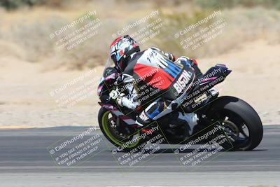 media/Apr-20-2025-CVMA (Sun) [[39090e8767]]/Race 16-Formula Middleweight/